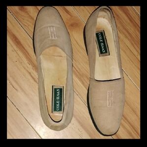 Cole Haan Women's Tan Leather  Loafers. Size 8.5,N